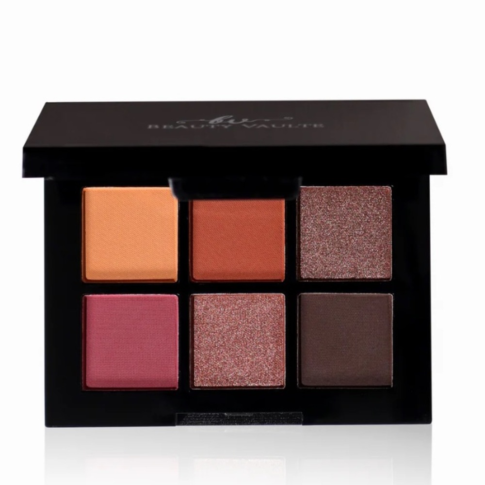 Beauty Vaulte Eyeshadow| Regal 10.8g BRAND NEW IN BOX